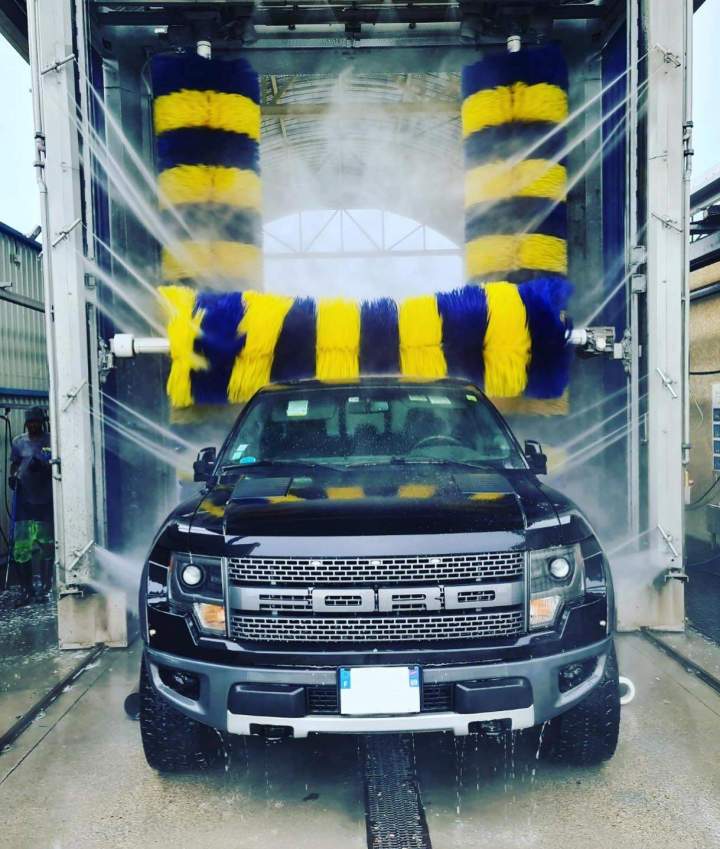 Off-road vehicle wash Saint-Vulbas