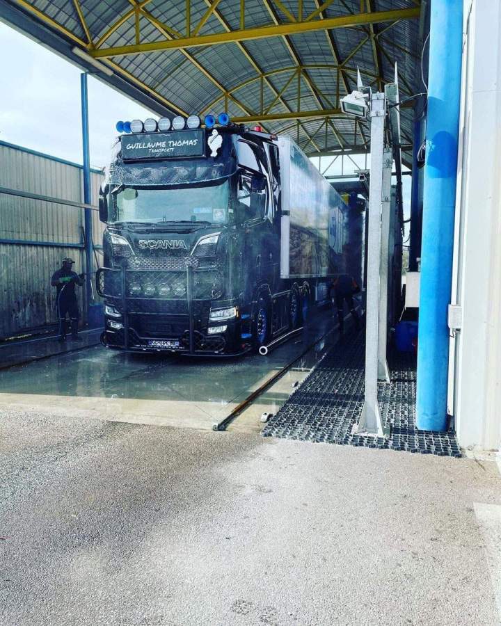 Truck wash station Saint-Vulbas