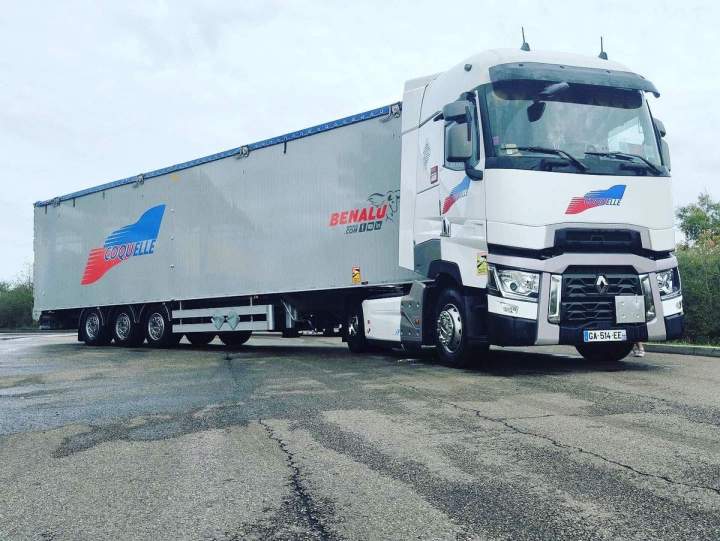 Truck washing Saint-Vulbas