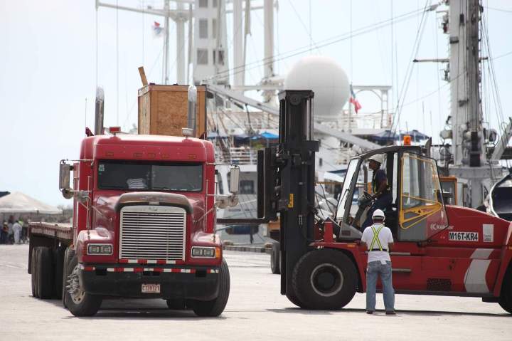 truck 2582045 1280